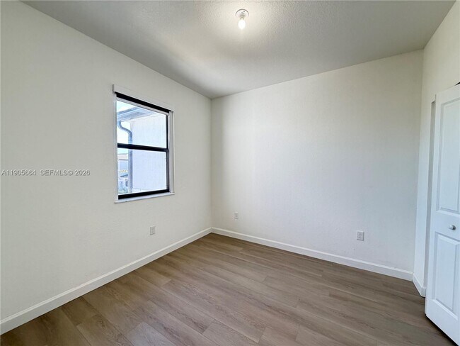 Building Photo - 28622 SW 133rd Ct