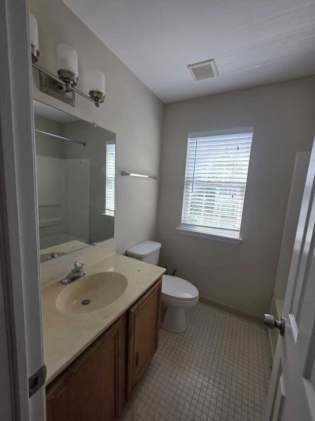 Building Photo - Blairville Court