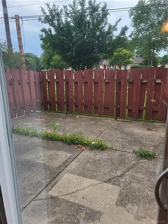 Building Photo - 851 Clareridge Ln