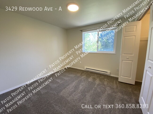 Building Photo - 3429 Redwood Ave