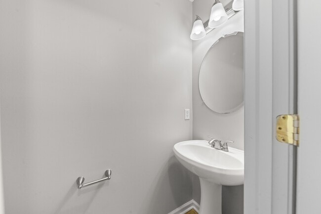 Building Photo - 2989 Buckner Ln