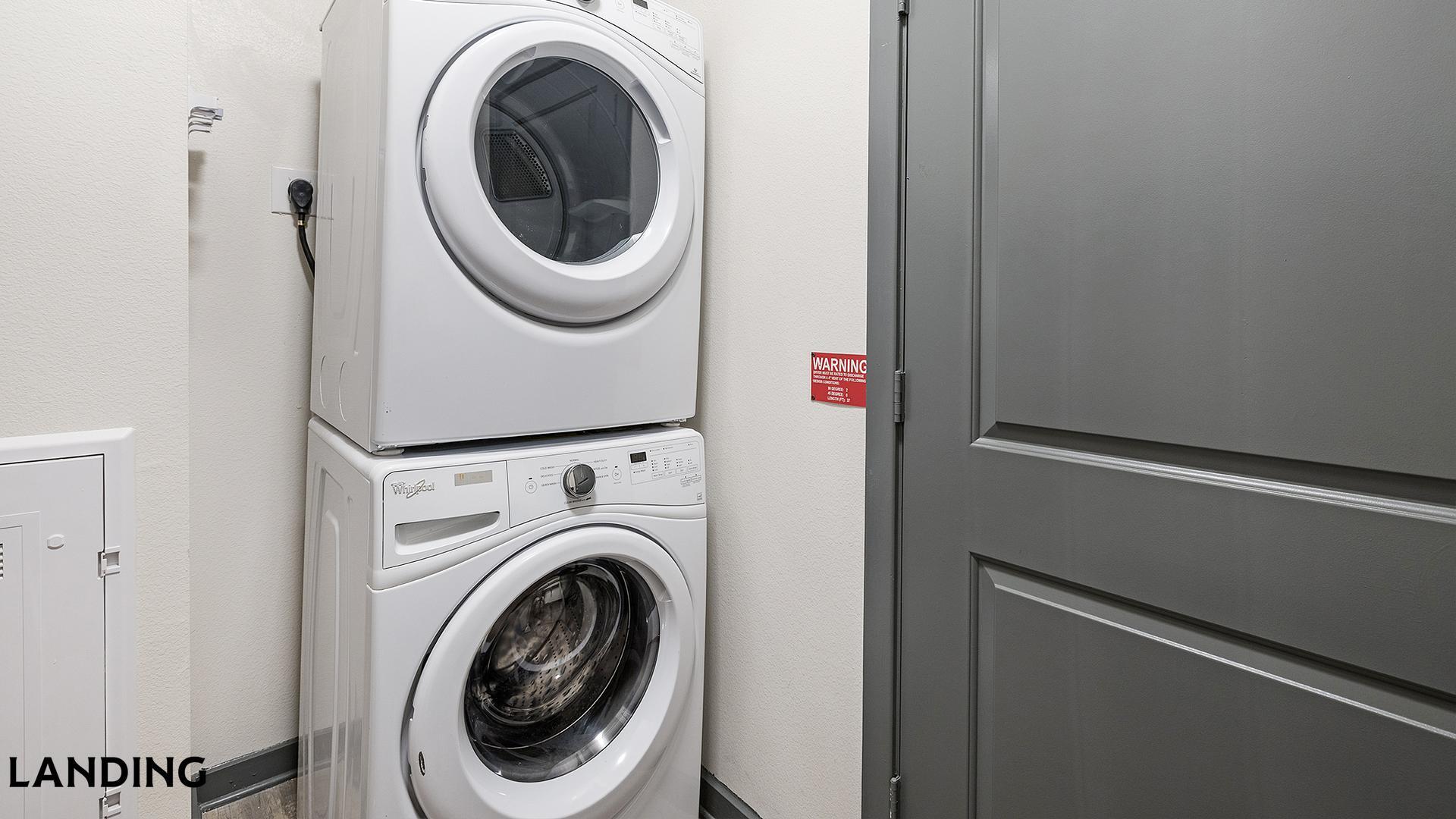 Building Photo - 3001 Crockett St