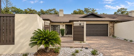 Building Photo - 5018 Paloma Dr
