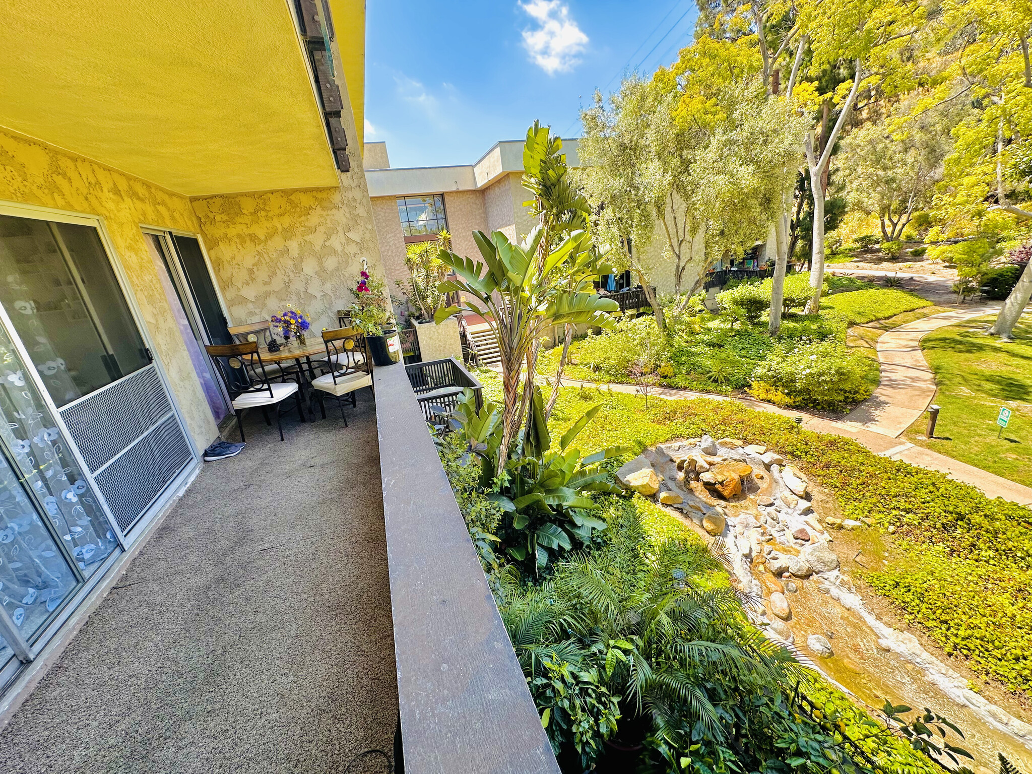 Building Photo - 6416 Friars Rd