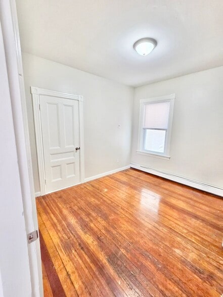 Building Photo - 53 Sisson St