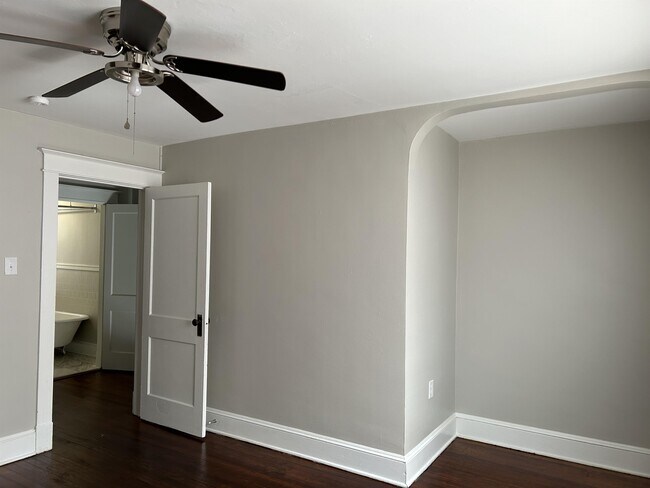 Building Photo - 652 Virginia Ave