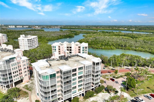 Building Photo - 269 Barefoot Beach Blvd