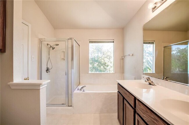 Building Photo - 3772 Top Rock Ln
