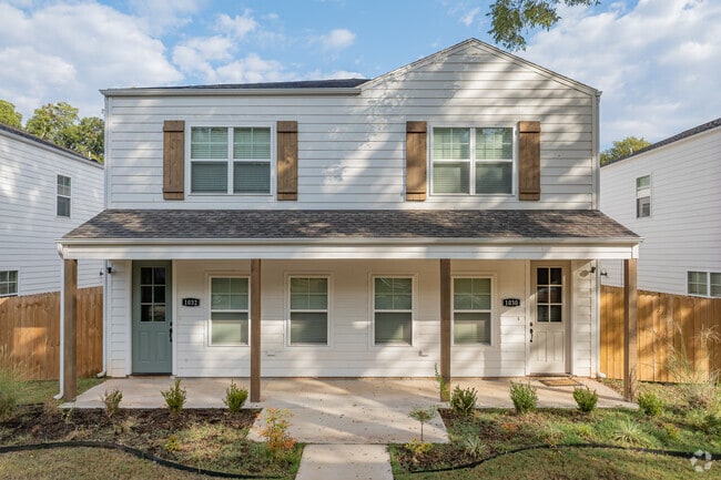 Building Photo - The Founders