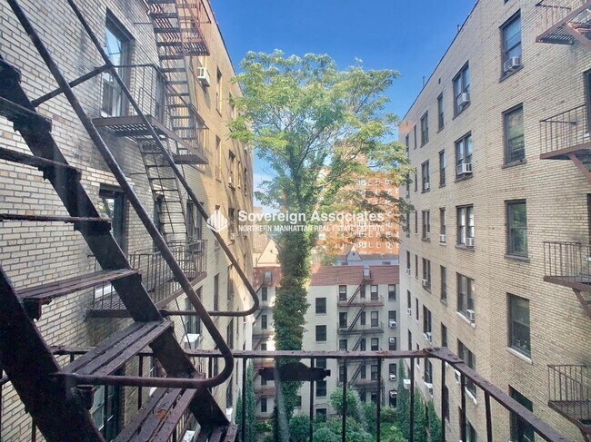 Floorplan - Hudson Towers