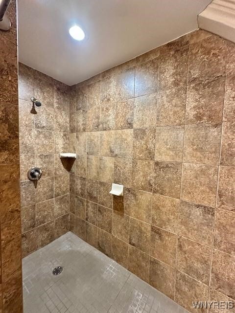 Building Photo - 700 Parkside Ave