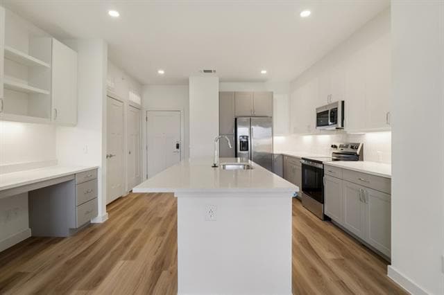 Building Photo - 405 N Ewing Ave