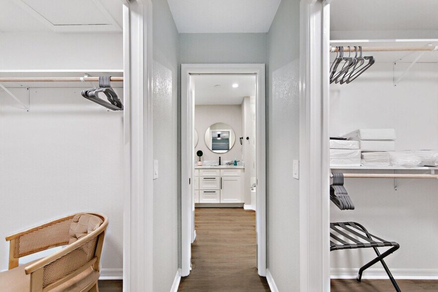 Building Photo - 27 Bunker Terrace