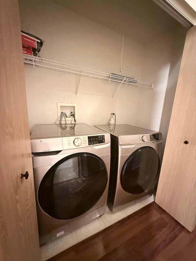 Building Photo - 412 Clifton Ln