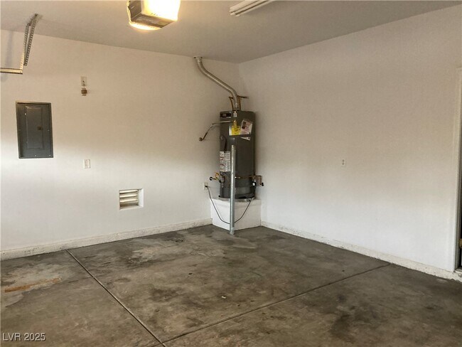 Building Photo - 9068 W Palomino Park Ct