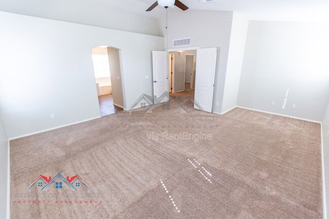 Building Photo - 17932 W Caribbean Ln