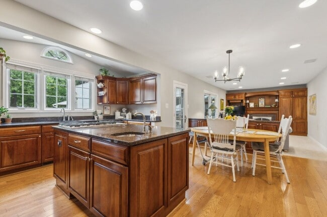 Building Photo - 5433 Braddock Ridge Dr