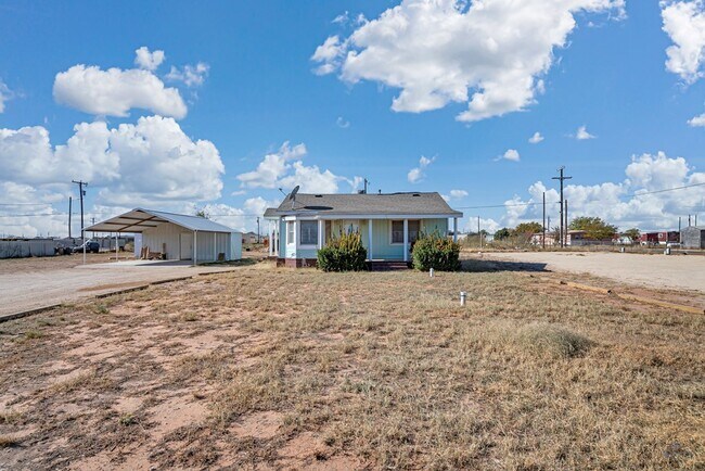 Building Photo - 3519 N Northstar Ave