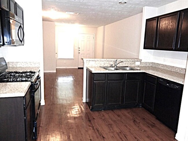 Building Photo - 3410 Maris Way