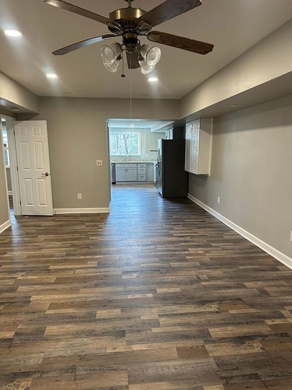 Building Photo - 3492 Point View Cir