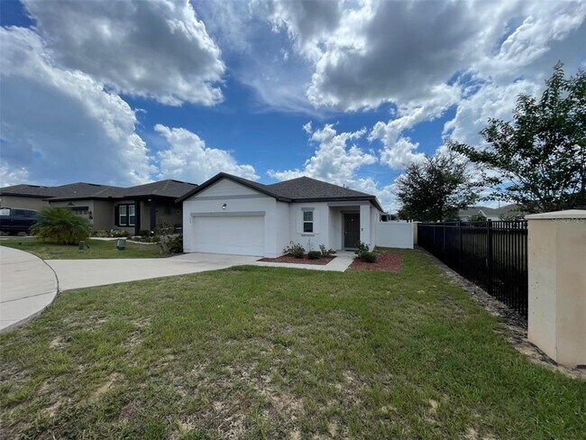 Building Photo - 865 Orchid Grove Blvd
