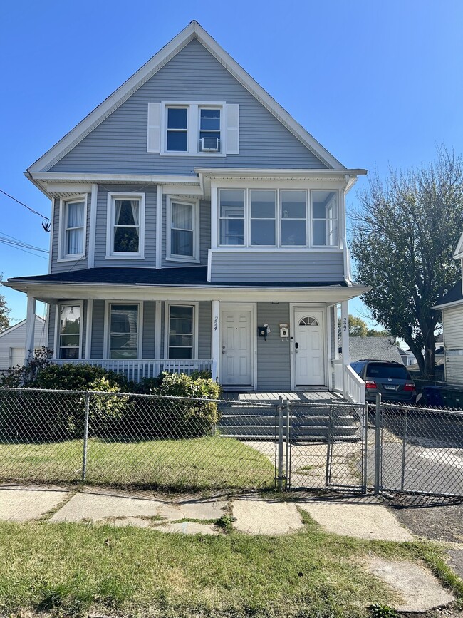 Building Photo - 222 Summerfield Ave