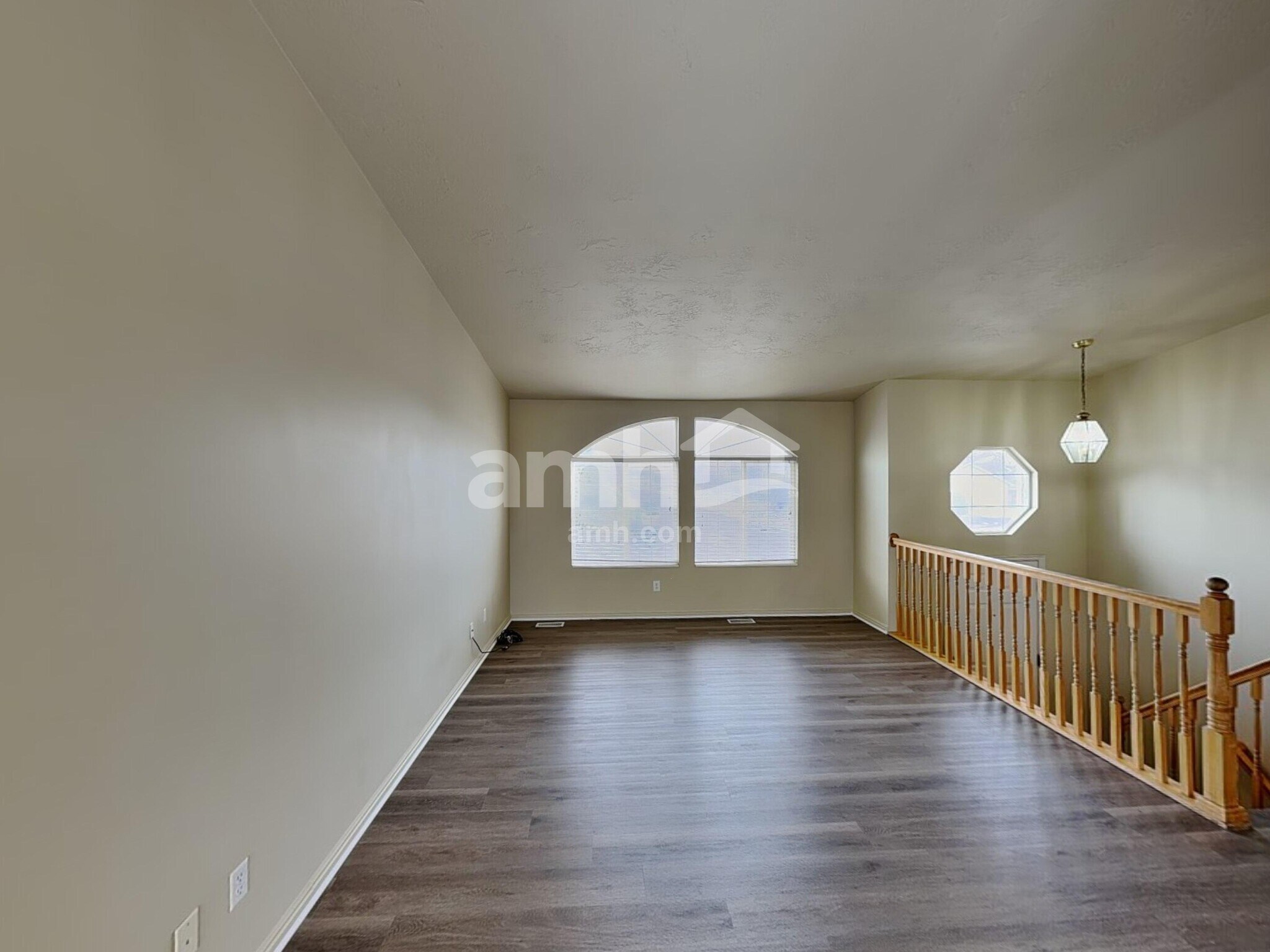 Building Photo - 1126 N 2570 W