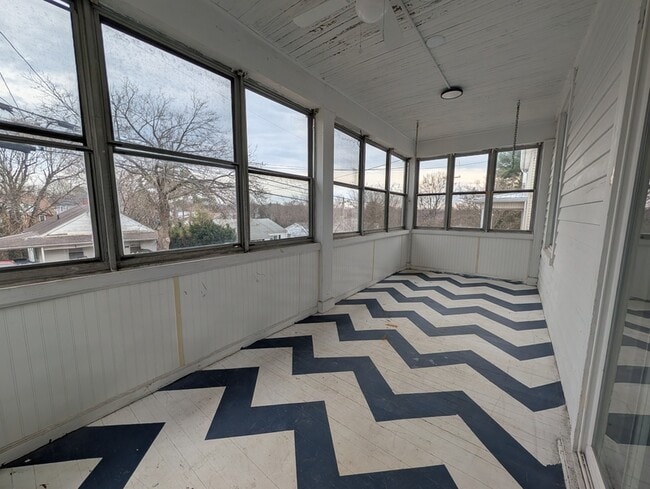 Building Photo - 101 Thomas Rd