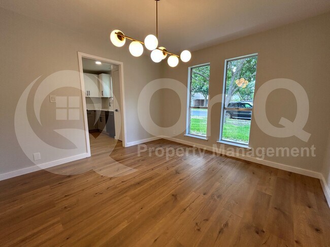 Building Photo - 608 High Meadow Dr