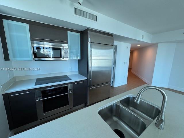 Building Photo - 500 Brickell Ave