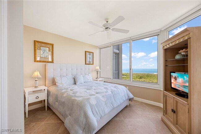 Building Photo - 7117 Pelican Bay Blvd