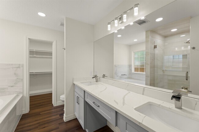 Building Photo - 15006 Sapling Oak Ct