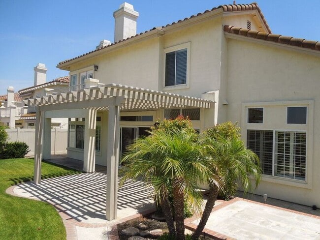 Building Photo - 32084 Pso Parallon