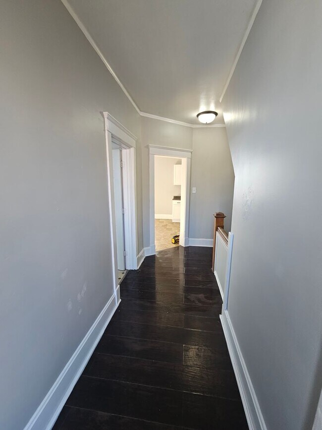 Building Photo - 2109 Roosevelt St