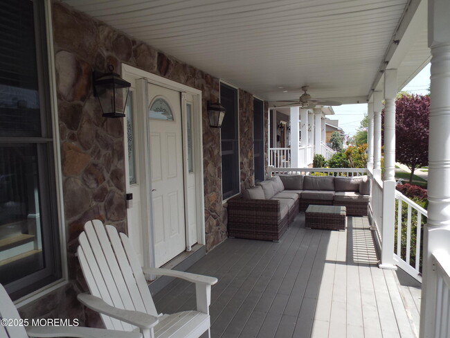Building Photo - 416 Monmouth Ave