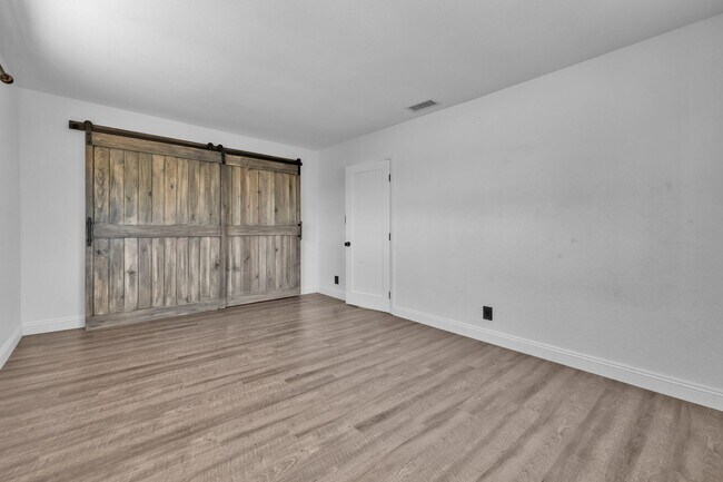Building Photo - 3/3 HOME available NOW in DESCANSO w/ gara...