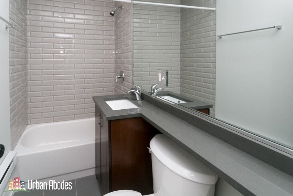 Building Photo - 566 W Arlington Pl