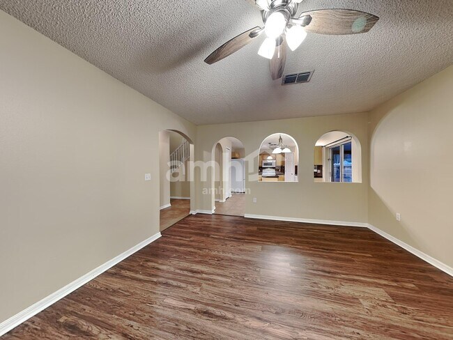 Building Photo - 1071 Royal Marquis Cir