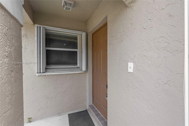 Building Photo - 18057 SW 30th Ct