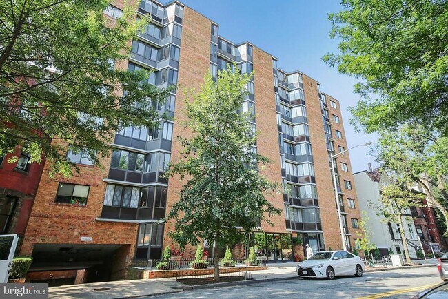 Building Photo - 1718 P St NW