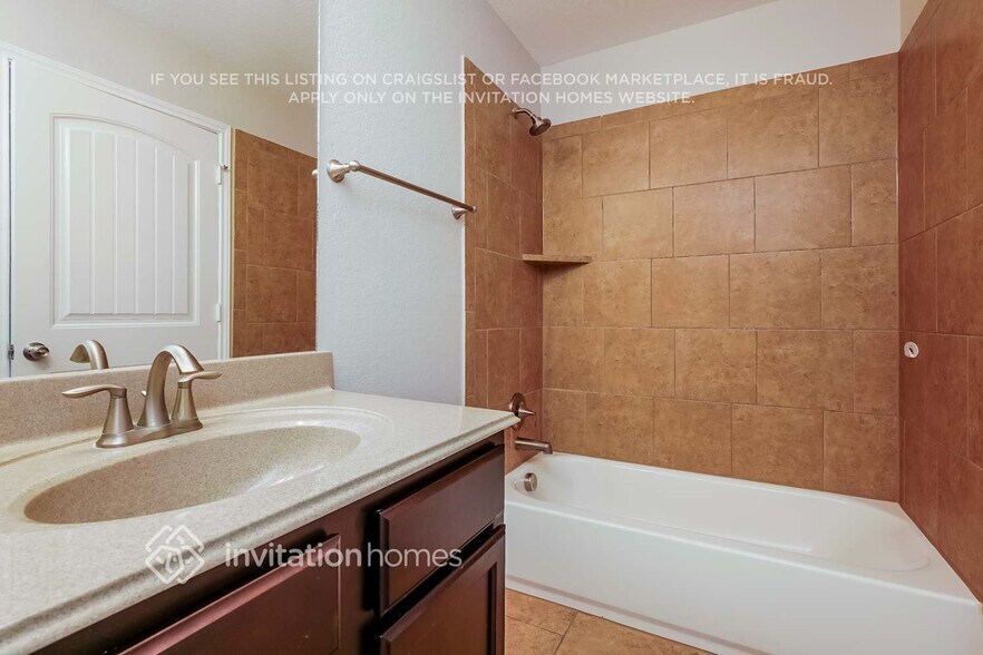 Building Photo - 10638 Gentle Fox Bay