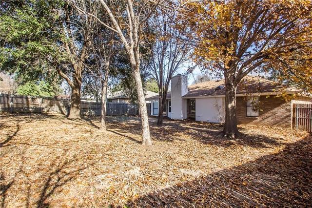 Building Photo - 2405 Cranberry Ln