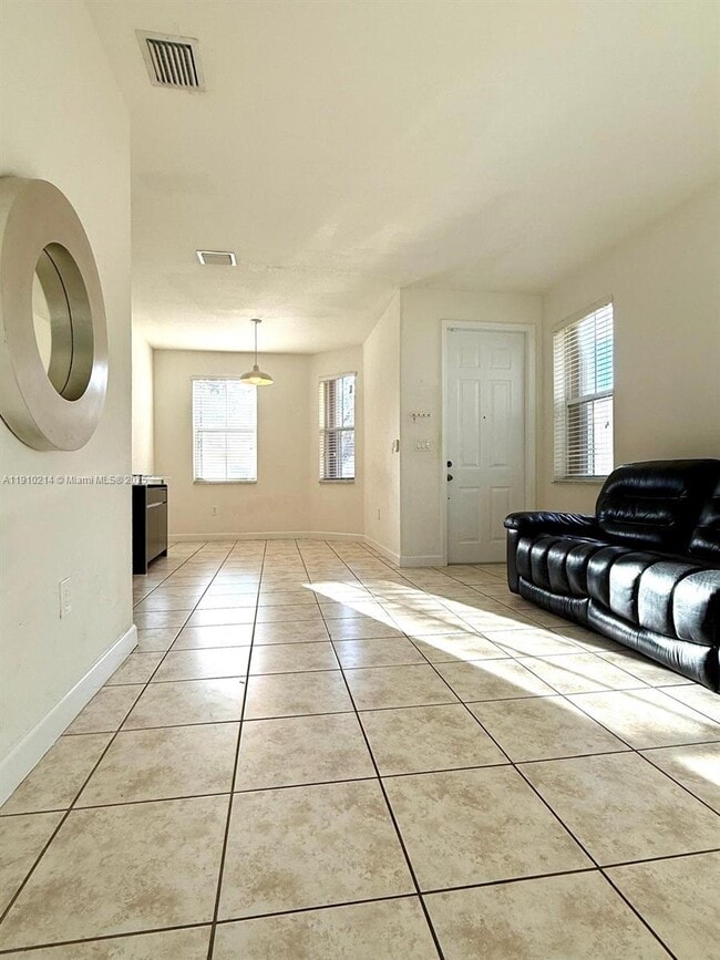 Building Photo - 8675 NW 109th Ct