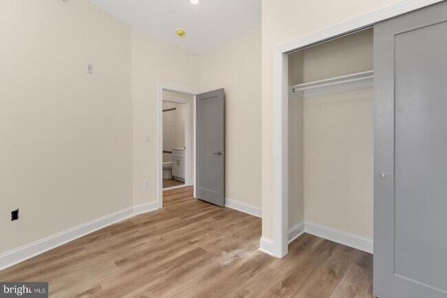 Building Photo - 511 Gorgas Ln