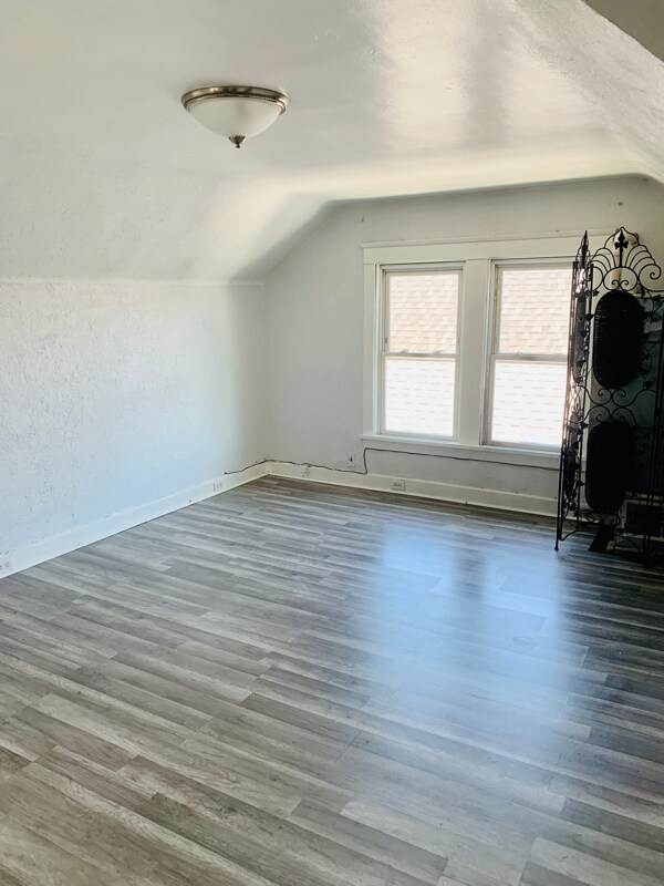 Building Photo - 1655 Waterbury Rd