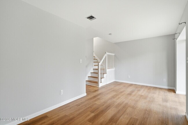 Building Photo - 1606 Alpine Trail