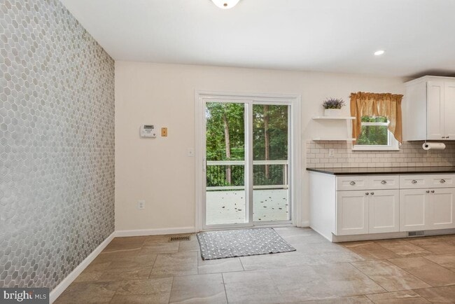 Building Photo - 4615 Gemstone Terrace