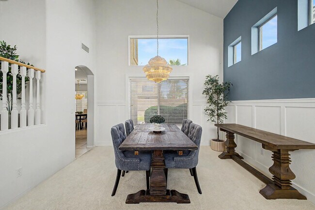 Building Photo - 7464 W Potter Dr