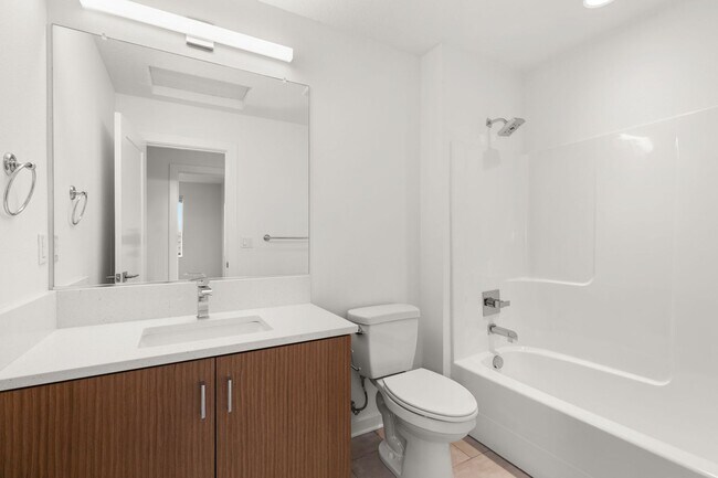 Building Photo - Stunning, Modern 4 bed home with attached ADU in King Neighborhood - AVAILABLE NOW!!