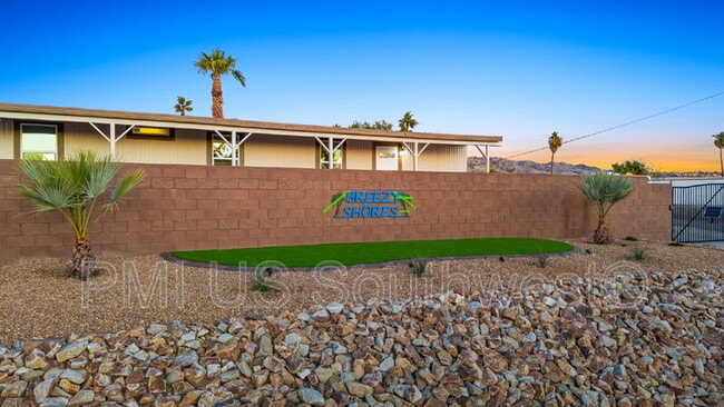 Building Photo - #2 437 Riverfront Drive